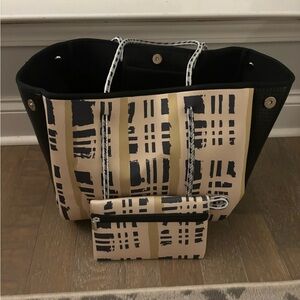 Beach Bag with small holes for sand